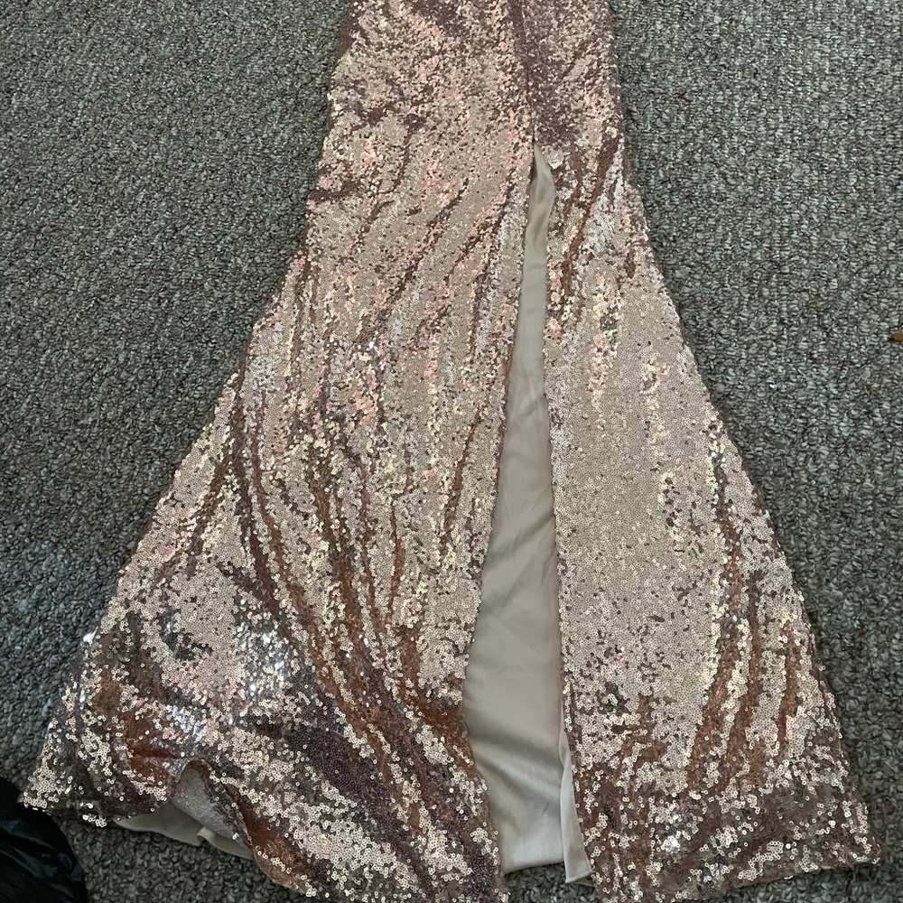 Prom dress - Picture 2 of 2